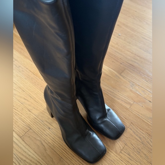 Reformation Nylah Boots - Picture 8 of 8